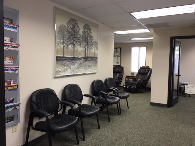 chiropractor Coon Rapids office